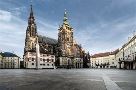 obelisk na praskm hrad|Prague Castle (Pražsky hrad)